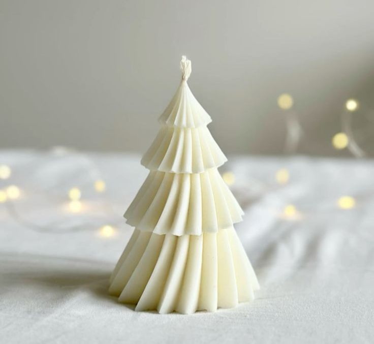 christmas tree pillar candle