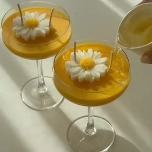 daisy glass jar candle