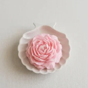 peony rose candle with shell dish